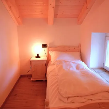 Apartamento La Rocia 2 *