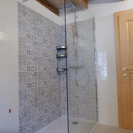 Apartamento La Rocia 2 *